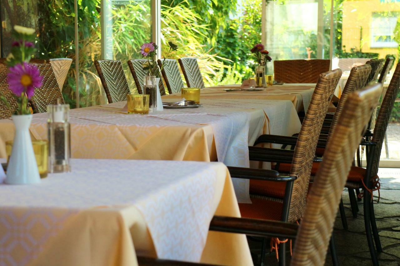 Hotel - Restaurant Hirschen - Werneths Landgasthof Beim Europa- Park Rust Rheinhausen Zewnętrze zdjęcie