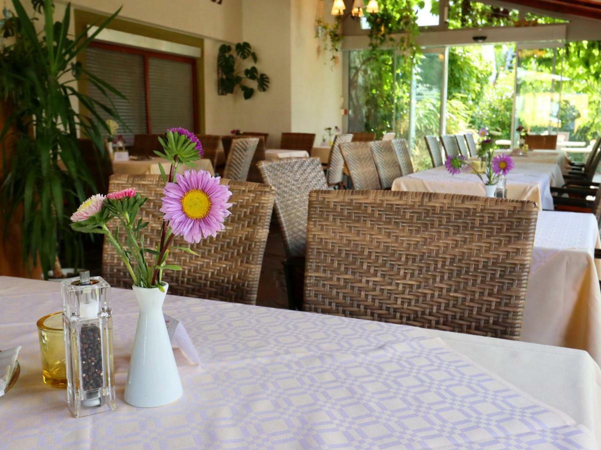 Hotel - Restaurant Hirschen - Werneths Landgasthof Beim Europa- Park Rust Rheinhausen Zewnętrze zdjęcie