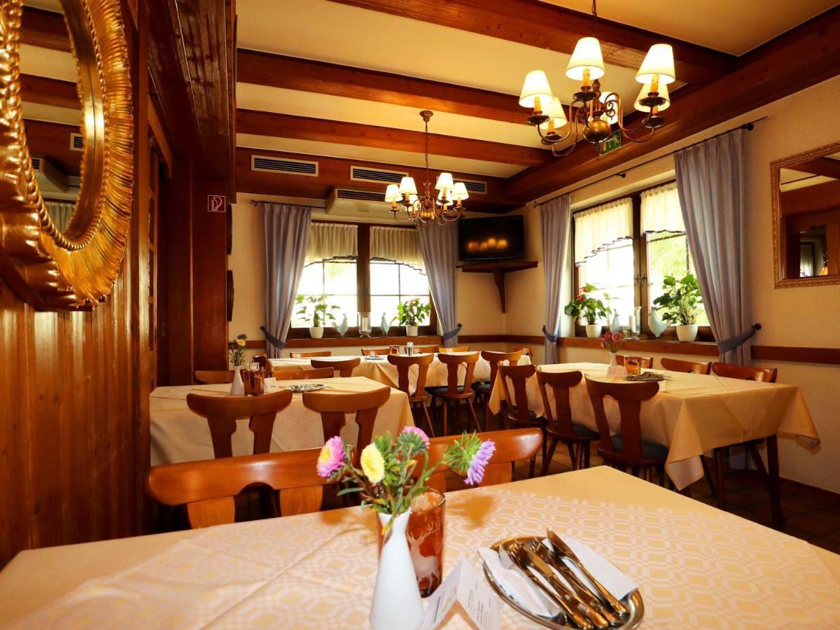 Hotel - Restaurant Hirschen - Werneths Landgasthof Beim Europa- Park Rust Rheinhausen Zewnętrze zdjęcie