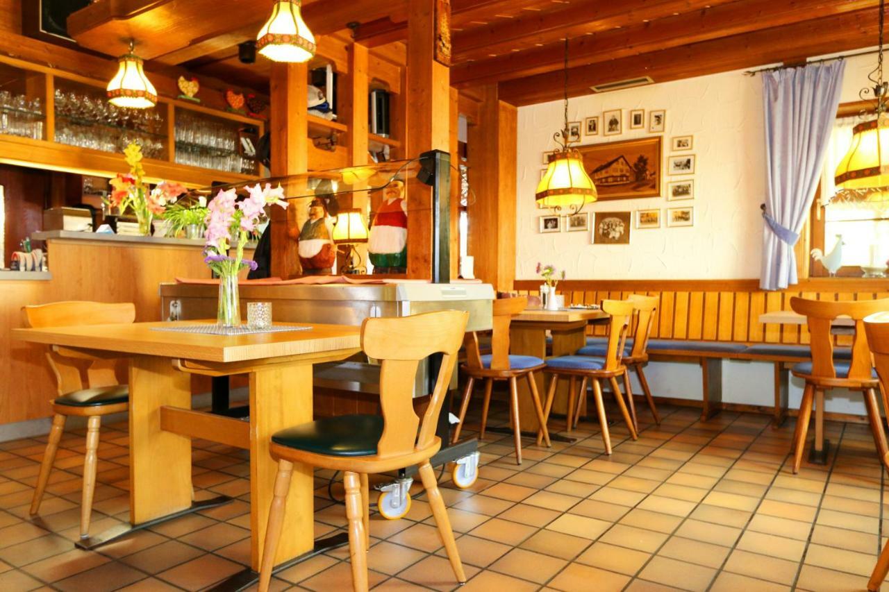 Hotel - Restaurant Hirschen - Werneths Landgasthof Beim Europa- Park Rust Rheinhausen Zewnętrze zdjęcie