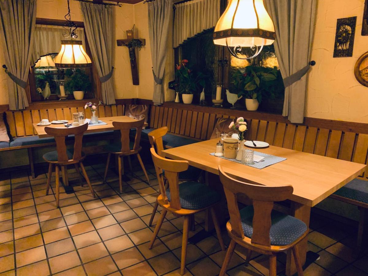 Hotel - Restaurant Hirschen - Werneths Landgasthof Beim Europa- Park Rust Rheinhausen Zewnętrze zdjęcie